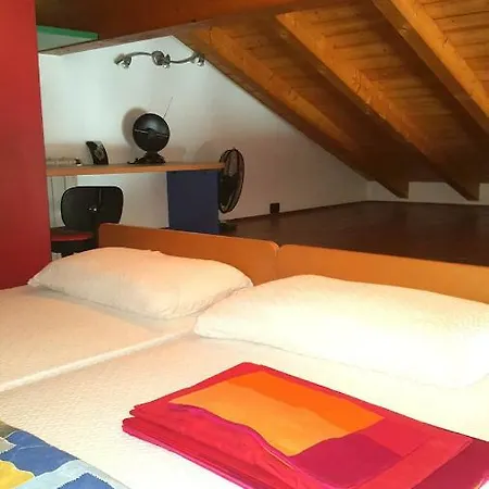 Сasa de vacaciones A Due Passi Dalla Colico